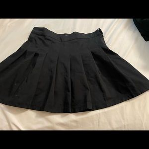 Black tennis style skirt zip in the back